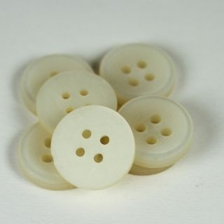 4-Loch-Knopf - 23 mm - creme 